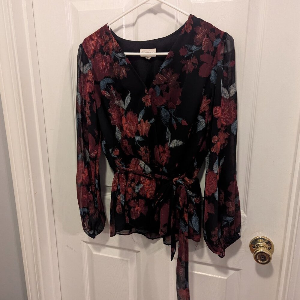 52seven black white and red blouse - M